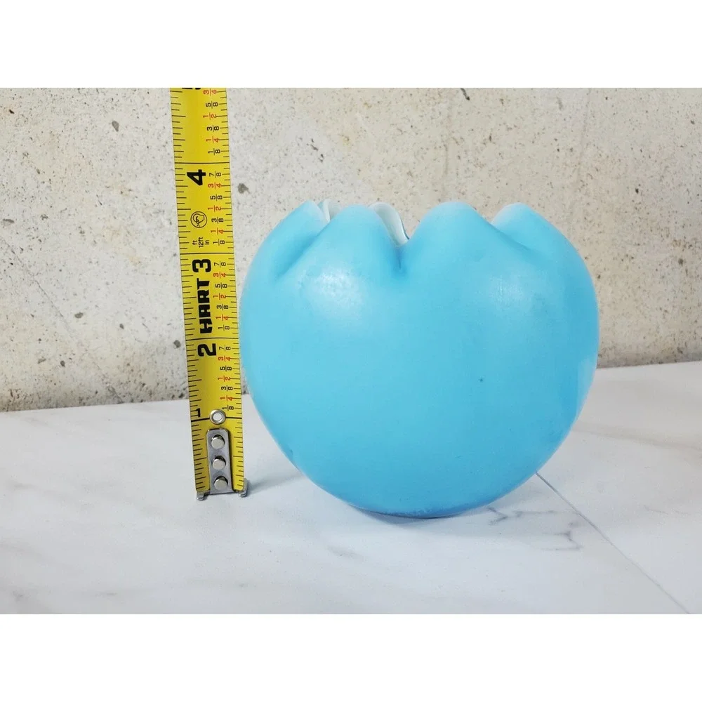Vintage hand blown satin glass ombre soft blue rose Bowl vase w/crimp pinch rim. - Picture 6 of 9